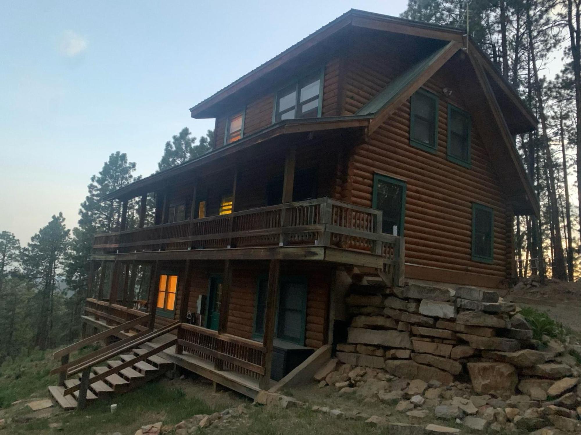 Bear Paw Lodge & Vacation Homes Vallecito Екстер'єр фото