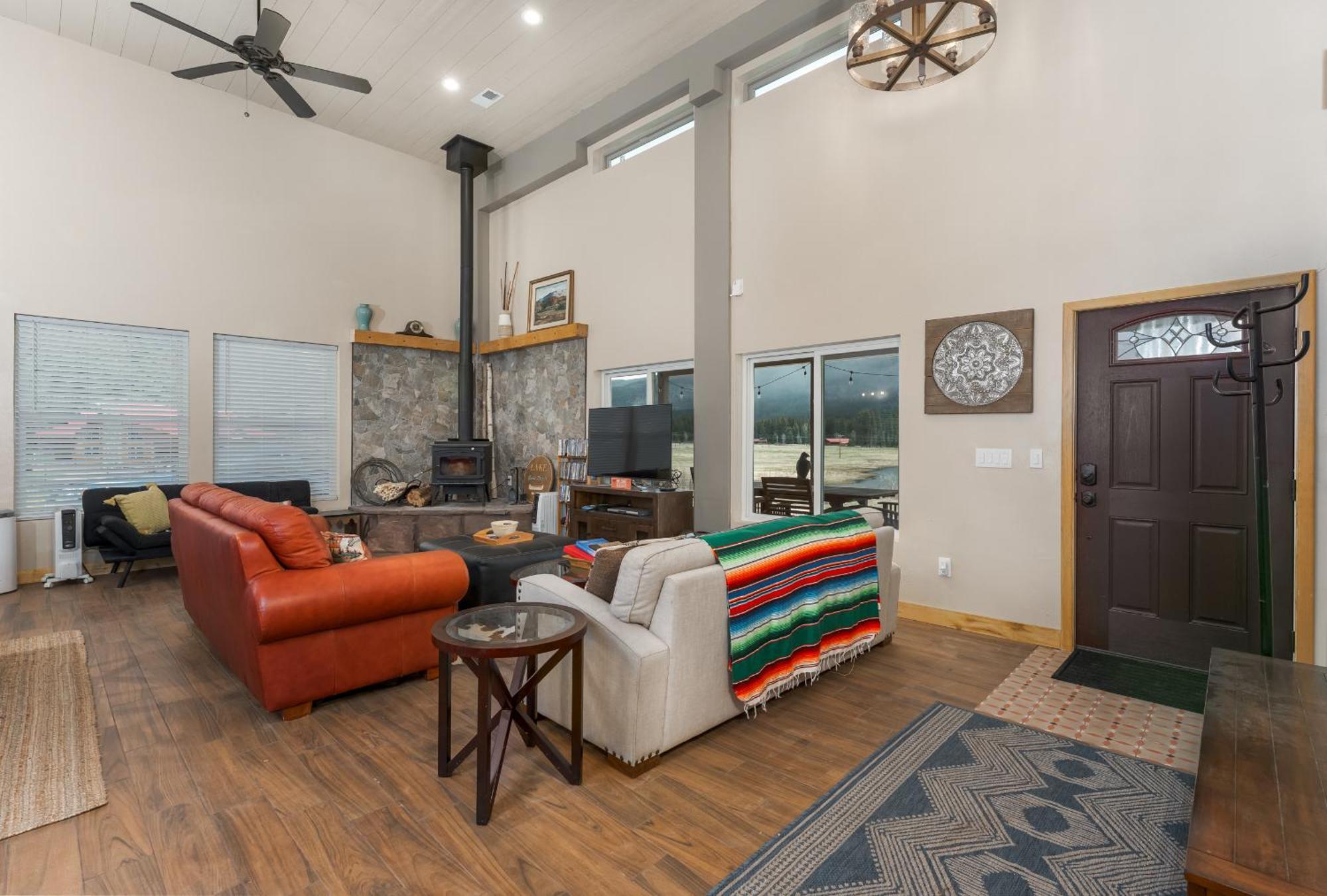 Bear Paw Lodge & Vacation Homes Vallecito Екстер'єр фото