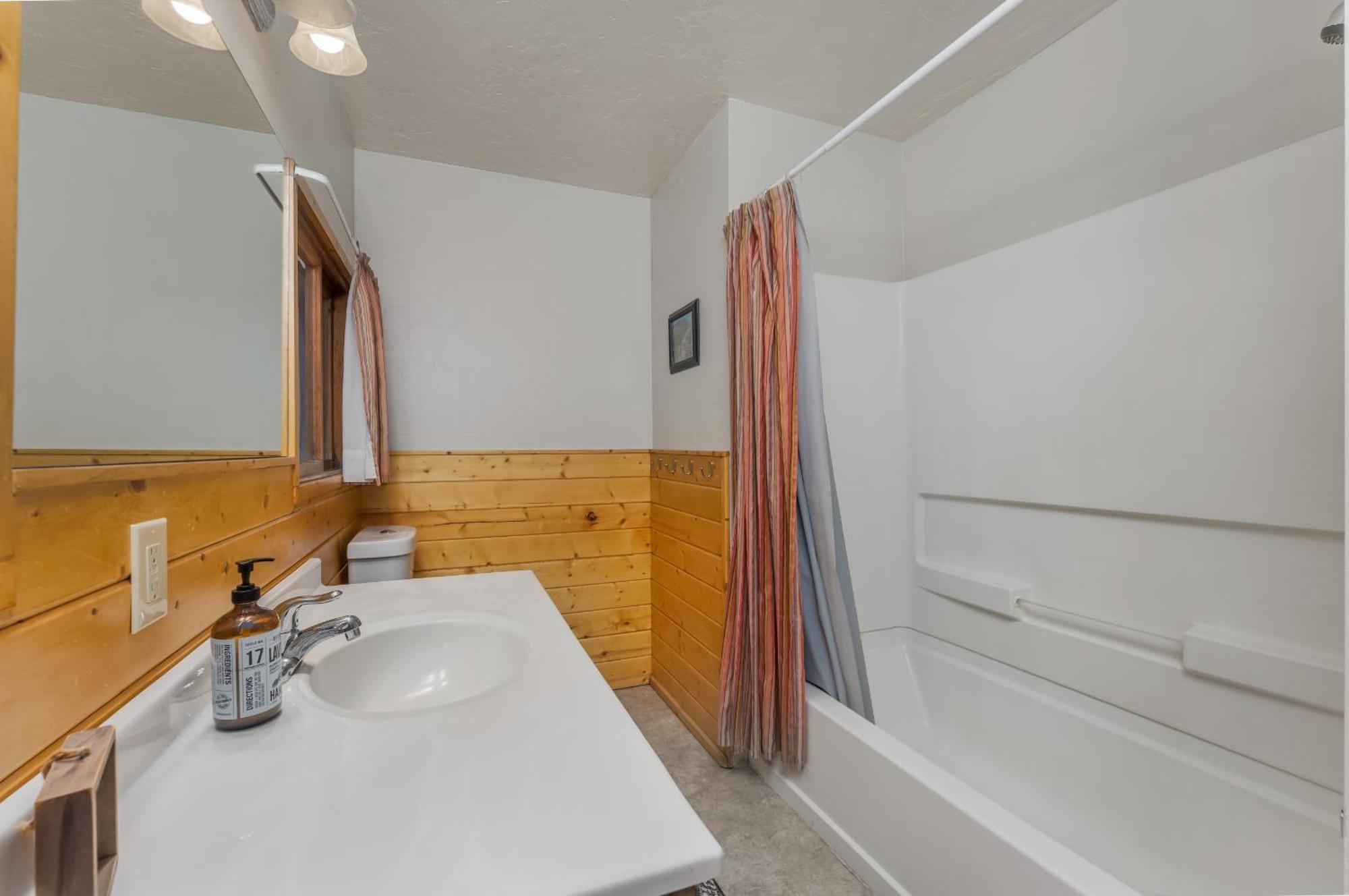 Bear Paw Lodge & Vacation Homes Vallecito Екстер'єр фото