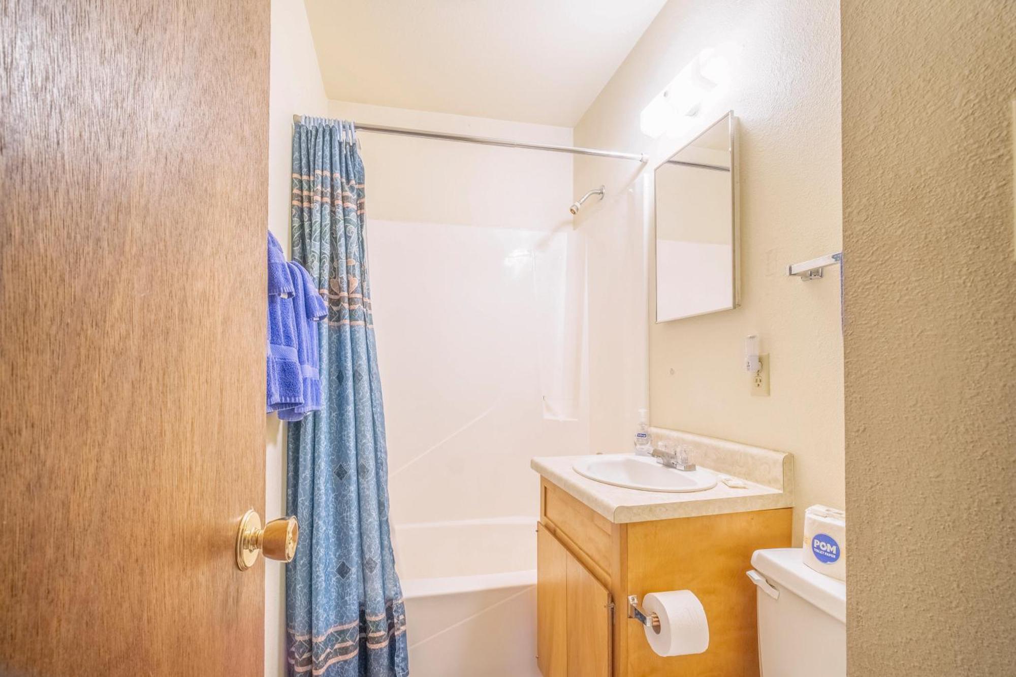 Bear Paw Lodge & Vacation Homes Vallecito Екстер'єр фото
