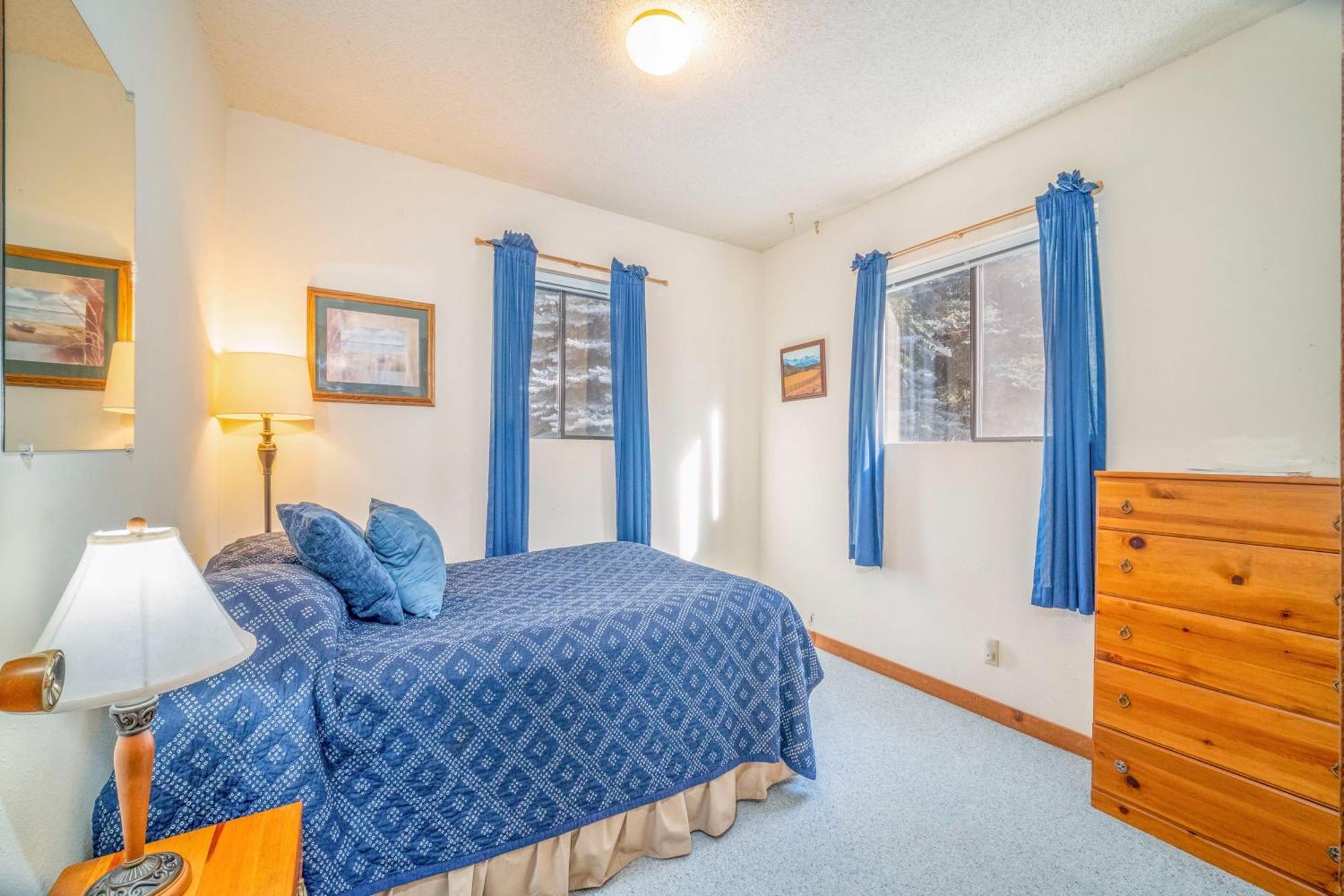 Bear Paw Lodge & Vacation Homes Vallecito Екстер'єр фото