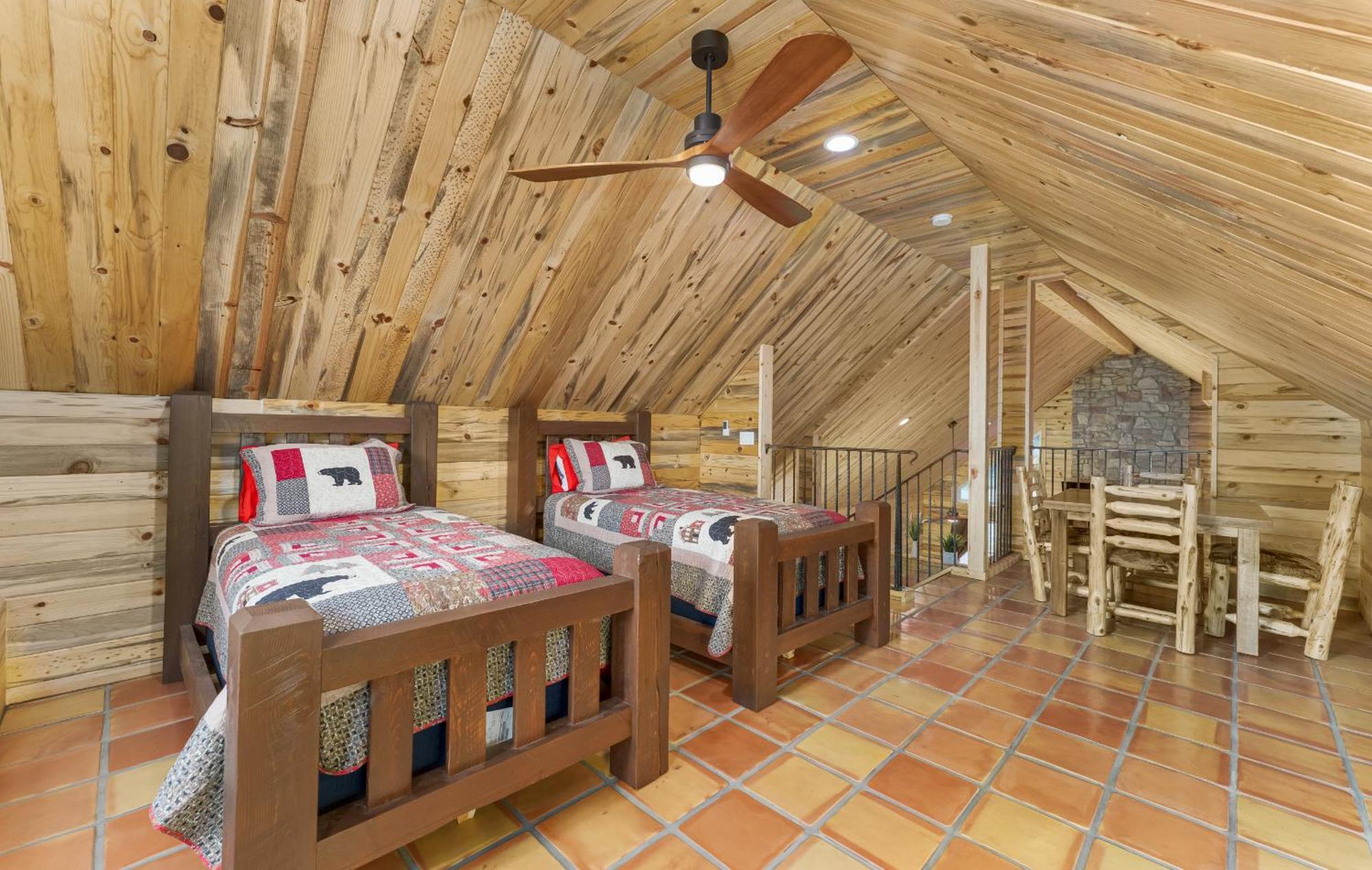 Bear Paw Lodge & Vacation Homes Vallecito Екстер'єр фото